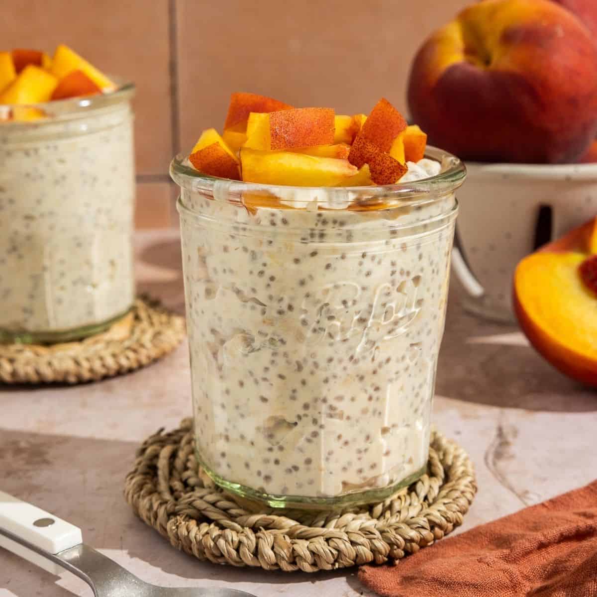 Featured image for peach overnight oats.