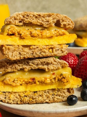 Featured image for chicken sausage breakfast sandwiches.