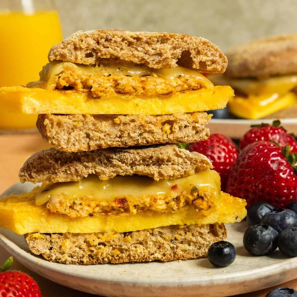 Featured image for chicken sausage breakfast sandwiches.